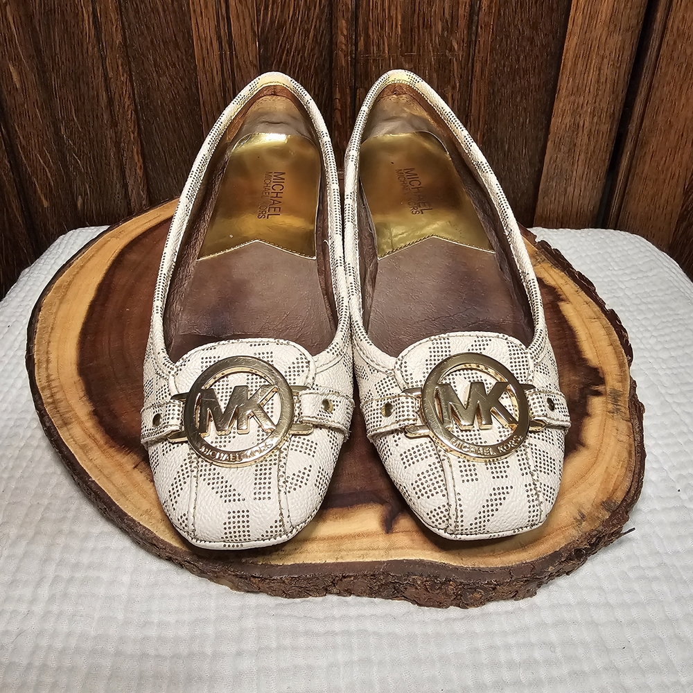 Michael Kors Beige White Logo Ballet Flats with Gold MK Emblem